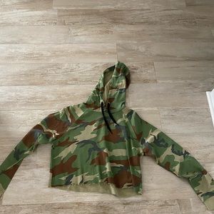 Camo Knit Top Cropped Sweatshirt